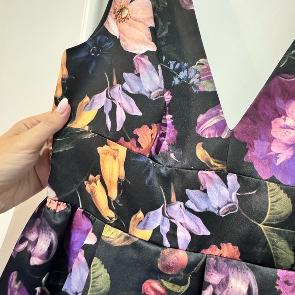 Almost new Cynthia Rowley Cocktail Dress. Worn once to an event. - Picture 6 of 9